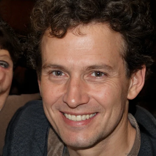 Alejandro G.